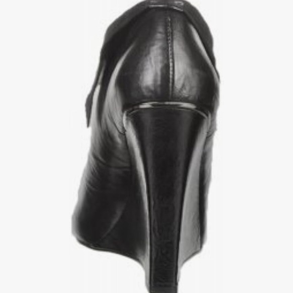 Sam Edelman lace up leather ankle booties - Picture 12 of 12